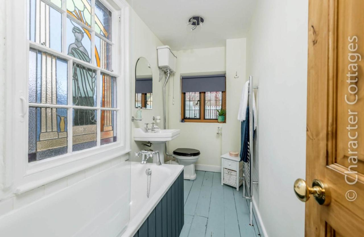 Eastnor Villa Moreton-in-Marsh Bagian luar foto